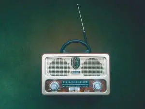 10 Best Emergency Radios [2022 GUIDE]